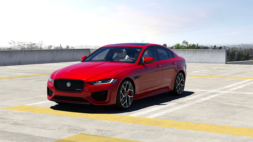 JAGUAR XE